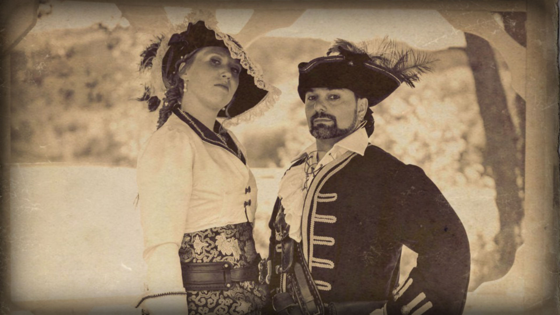 Un couple passionné, des organisateurs dévoués... des pirates engagés!